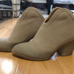 Chinese Laundry Mules